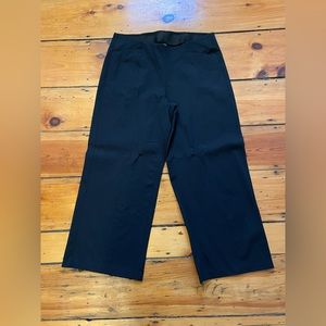 Old Navy Women’s Wide Leg Black Dress Pants Size 18